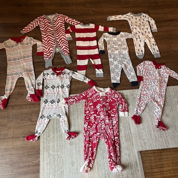Burt’s Bees Baby Christmas pajamas Bundle 3-6M